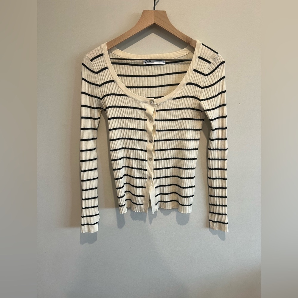 Zara Cream and Black Striped Sweater